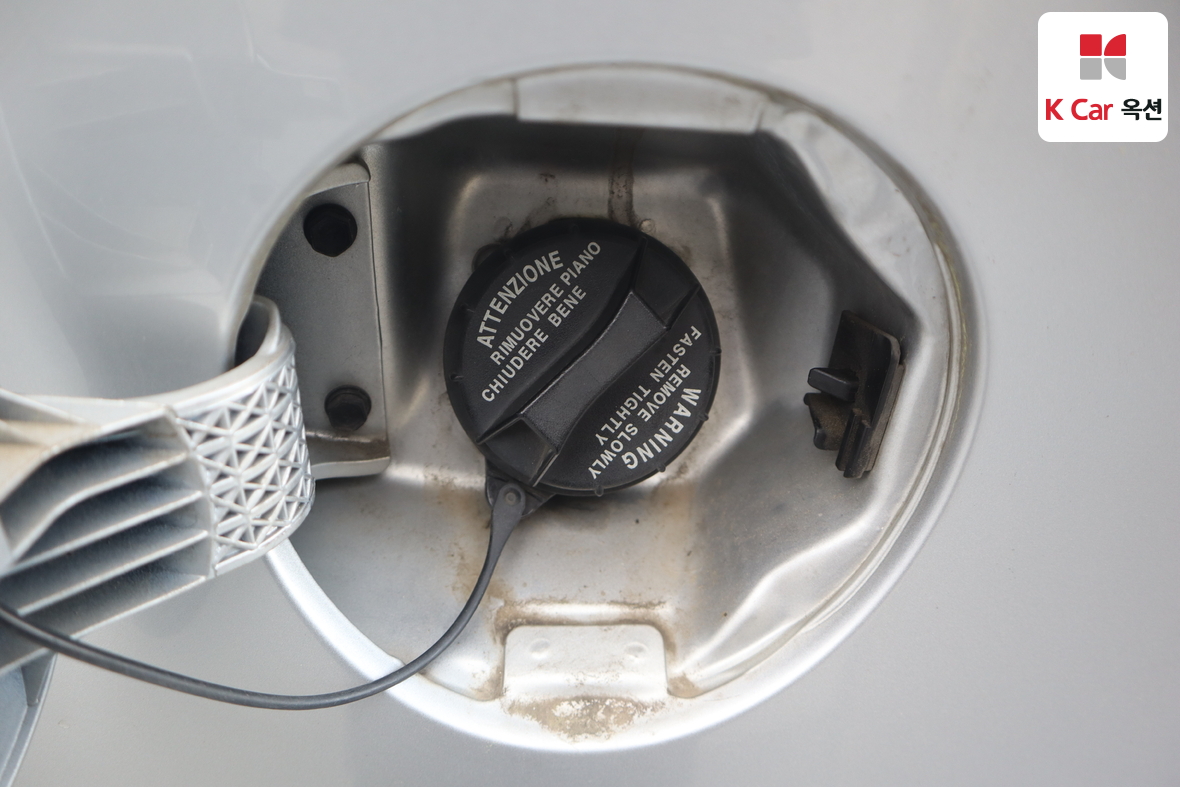 Hyundai Elantra 2012 - Image 23