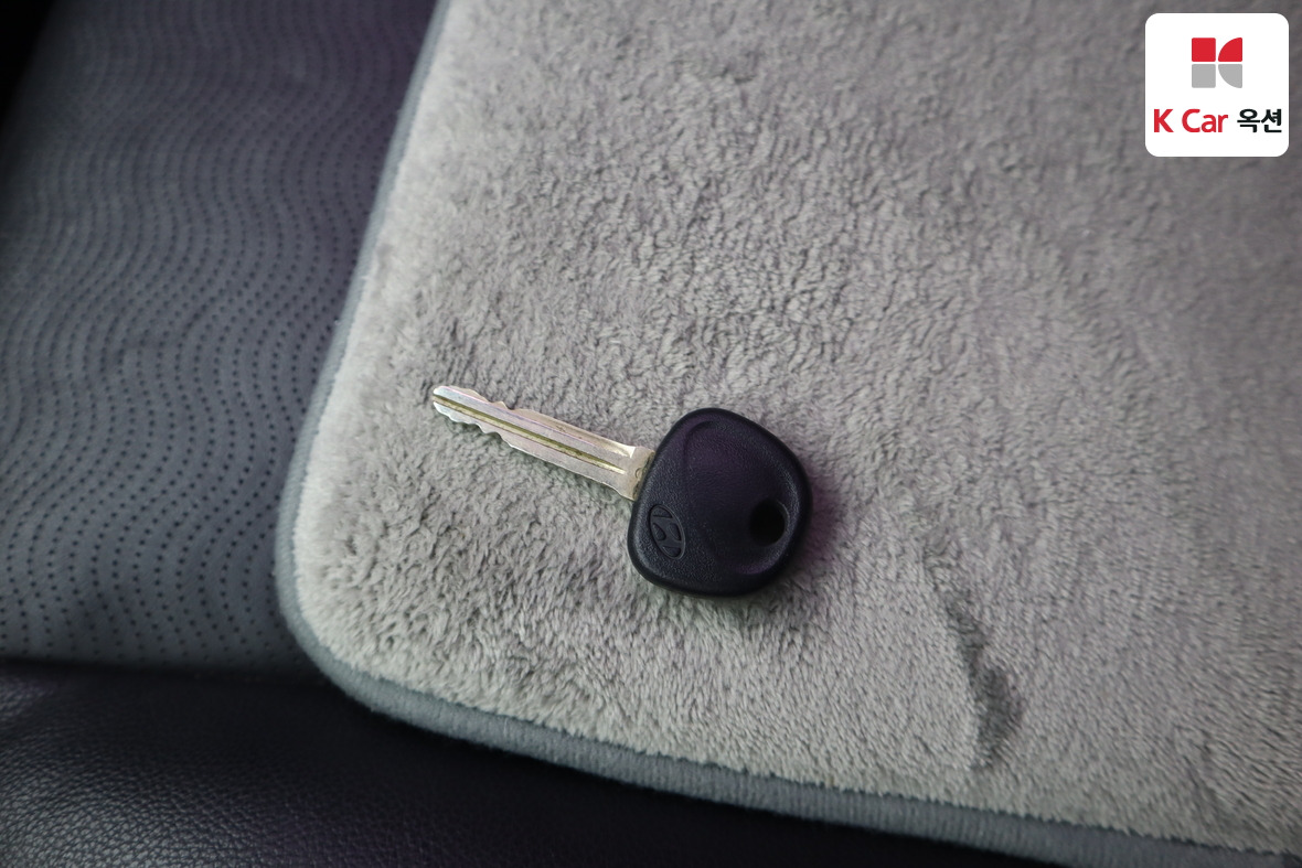 Hyundai Elantra 2012 - Image 17