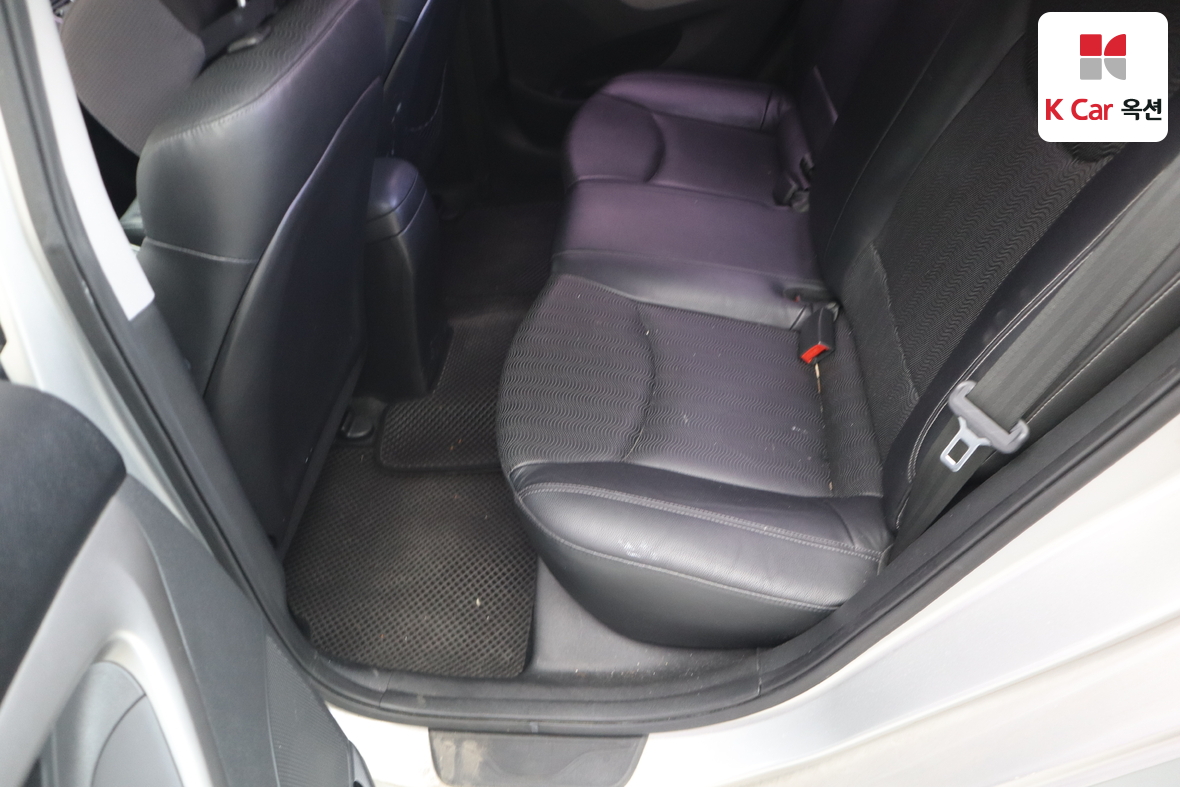 Hyundai Elantra 2012 - Image 22