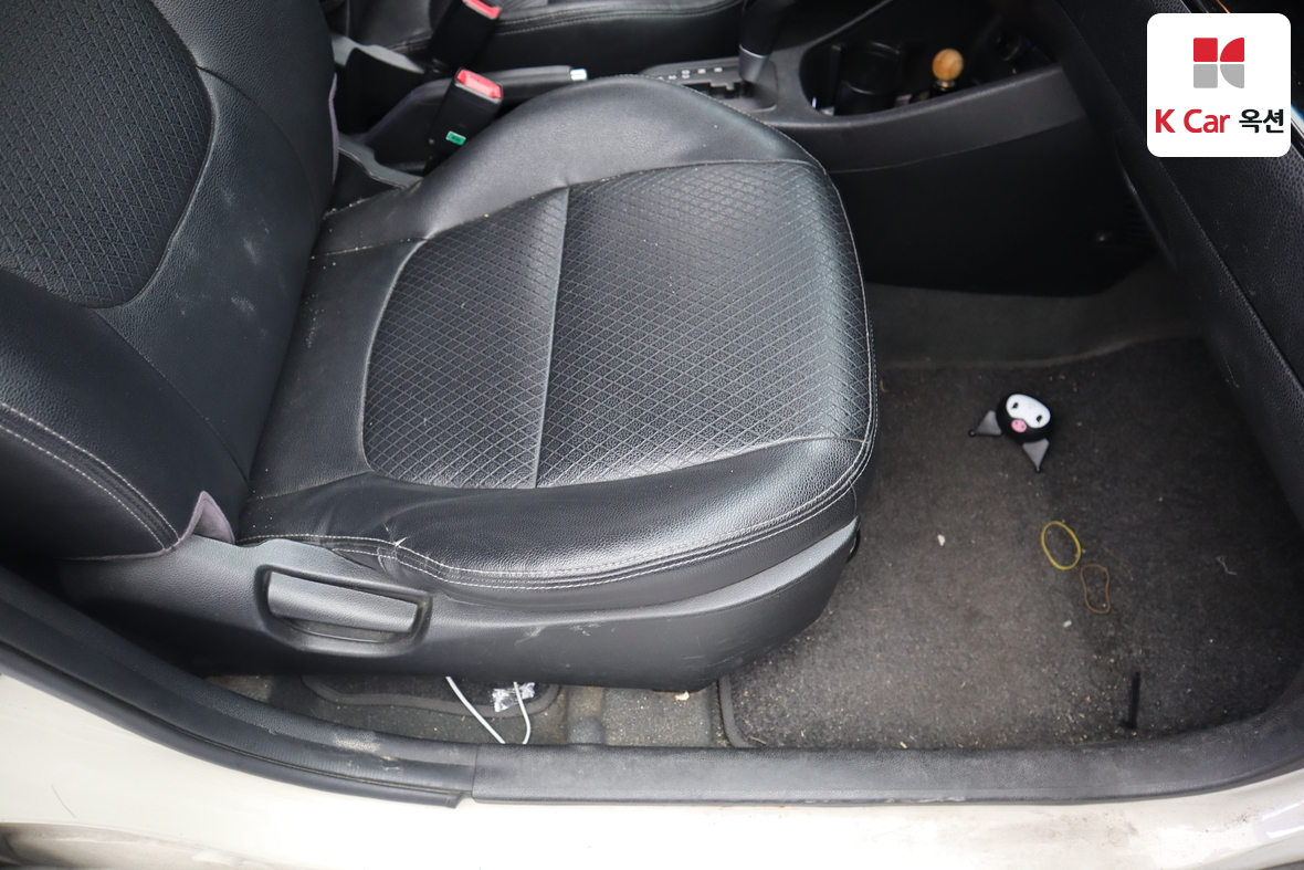 Kia Morning 2012 - Image 30