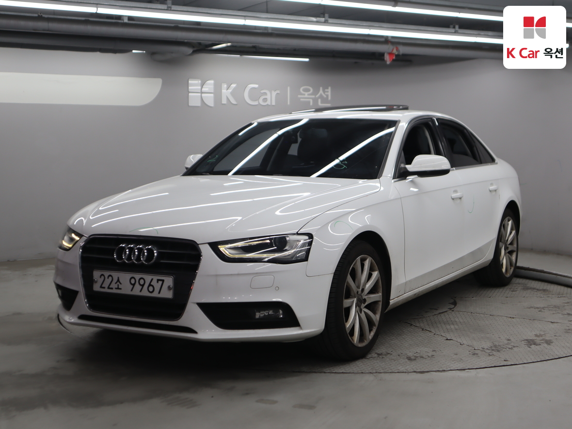 Audi A4 - 1