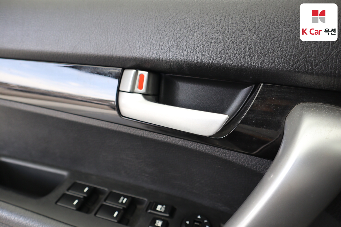 كيا سورينتو 2012 - صورة 17