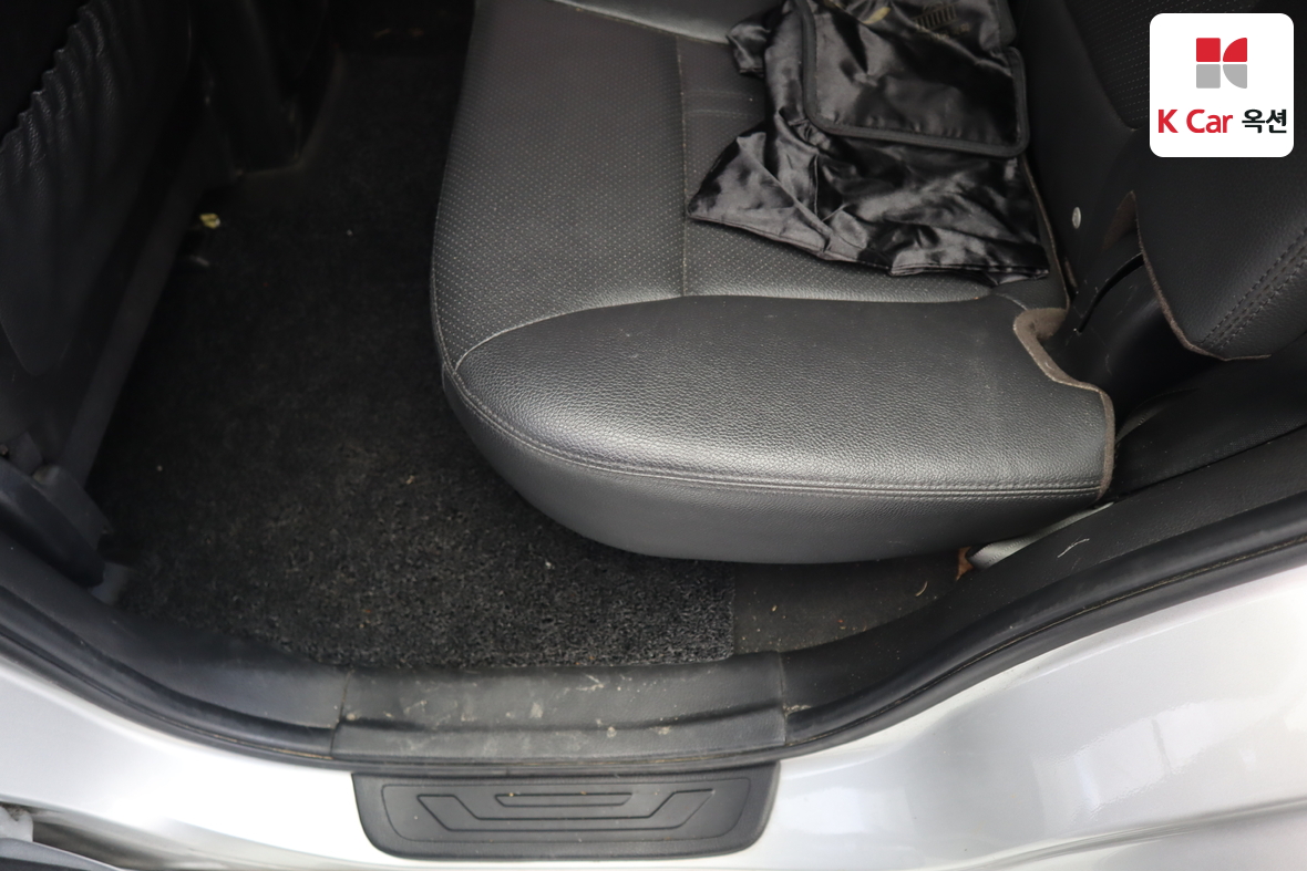 كيا سورينتو 2012 - صورة 22