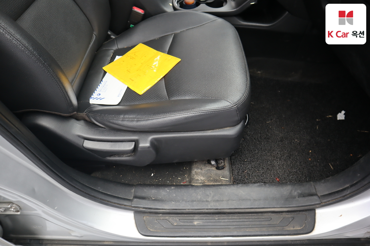 كيا سورينتو 2012 - صورة 29