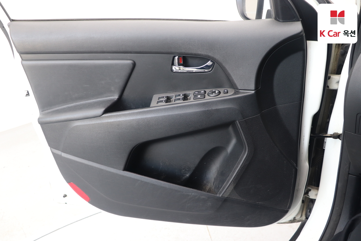 Kia Sportage 2014 - Image 8