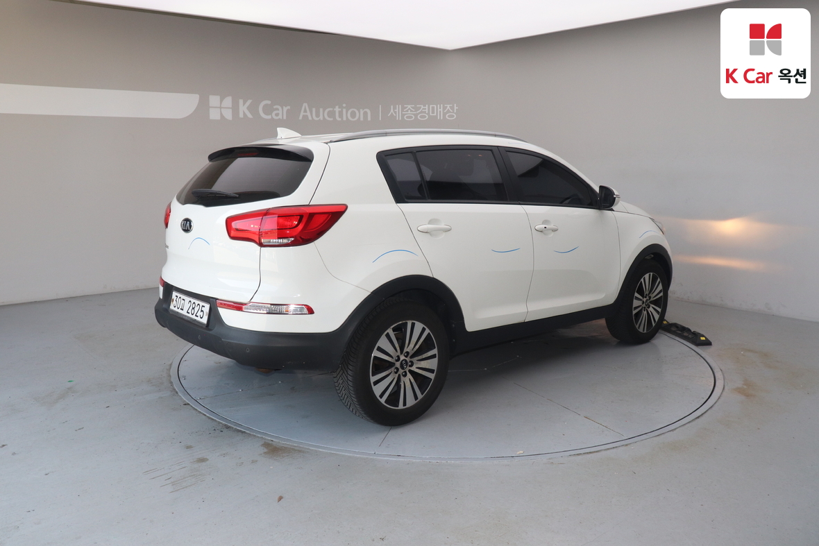 Kia Sportage 2014 - Image 2