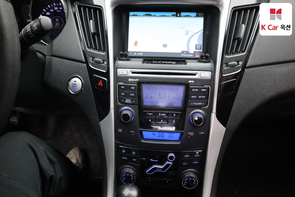 هيونداي سوناتا 2010 - صورة 6