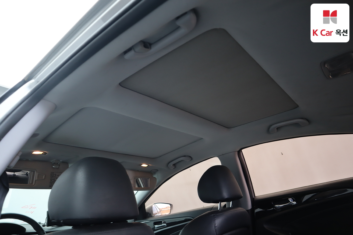 هيونداي سوناتا 2010 - صورة 25