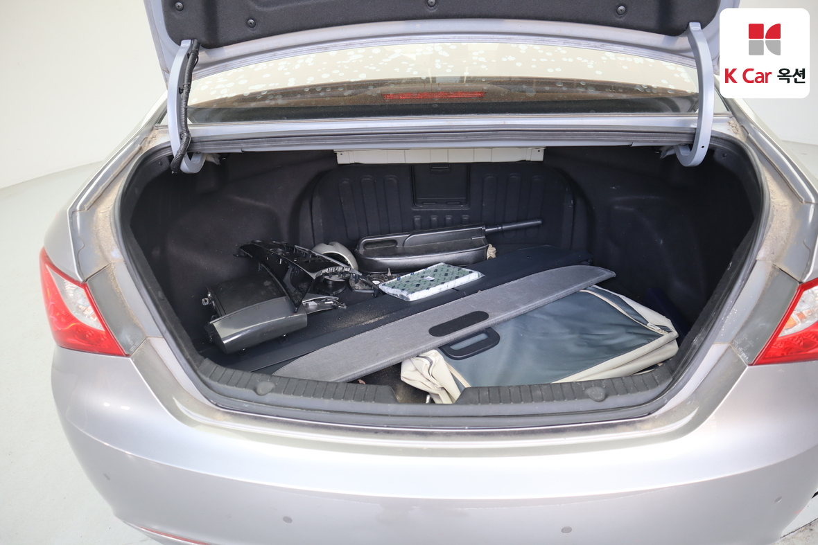 هيونداي سوناتا 2010 - صورة 28