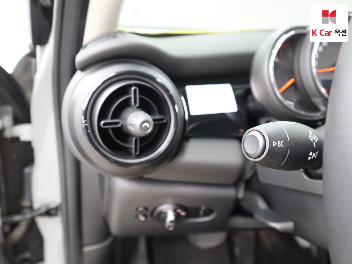 BMW MINI - 9