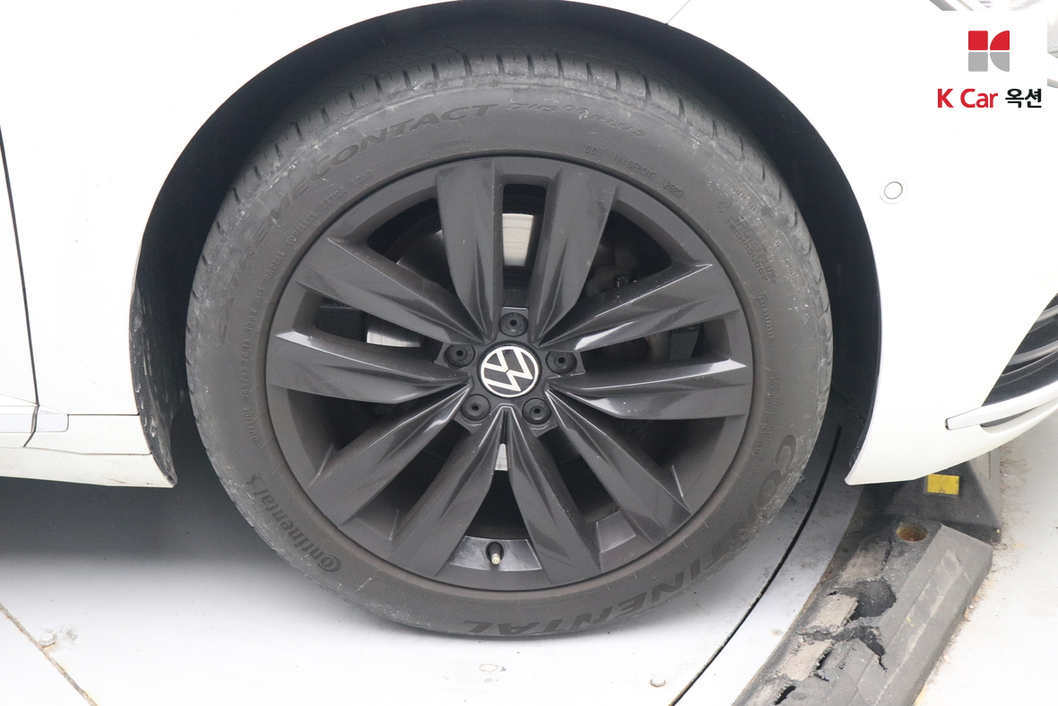 VOLKSWAGEN 아테온 - 43
