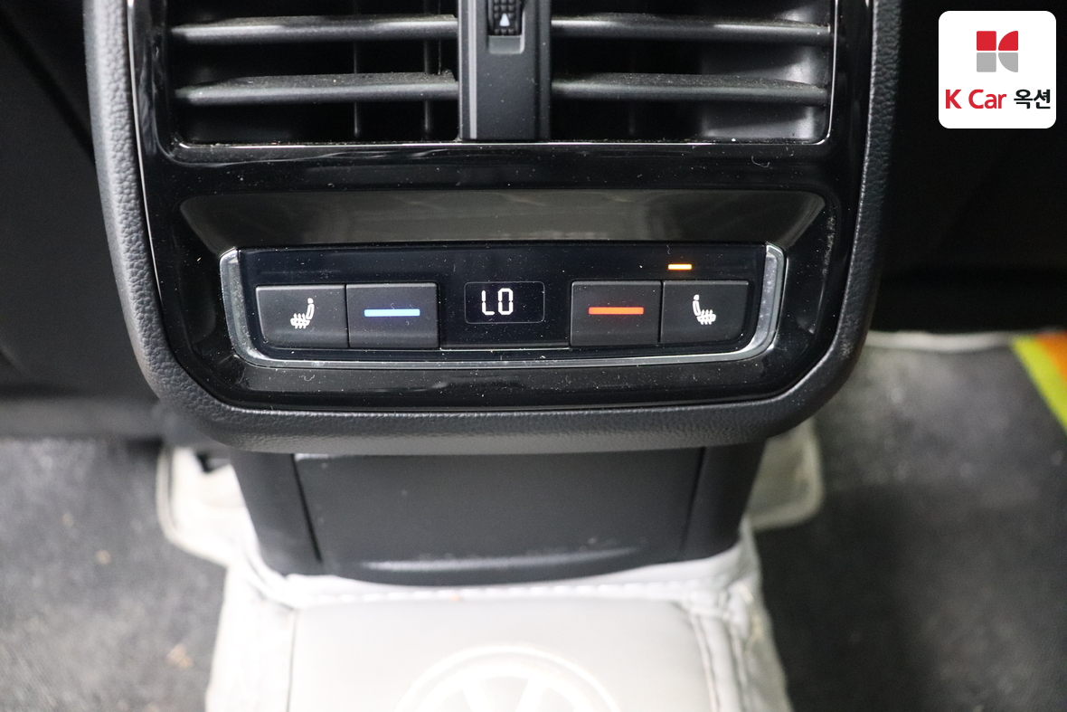 VOLKSWAGEN 아테온 - 25