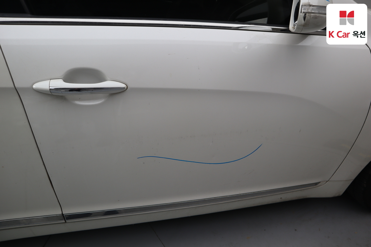 Kia K7 2011 - Image 35