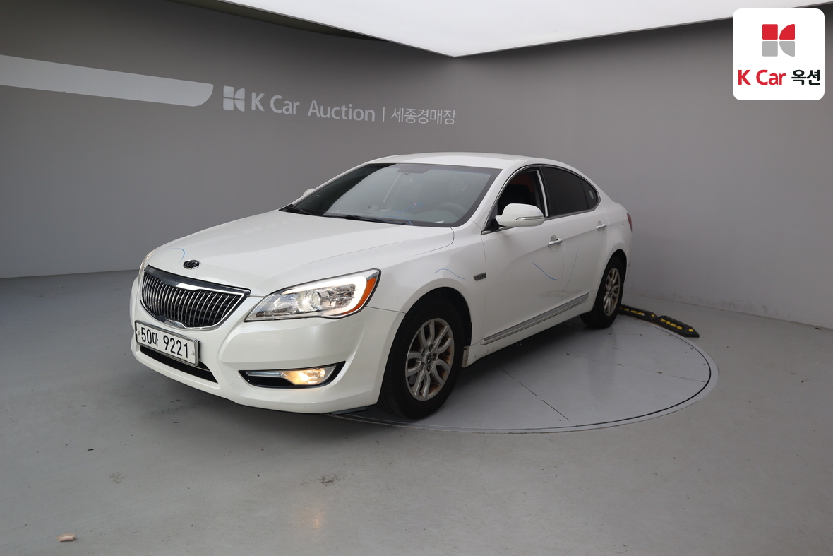 Kia K7 2011 - Image 1
