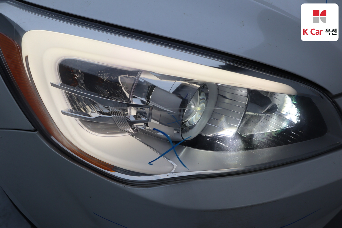 Kia K7 2011 - Image 38