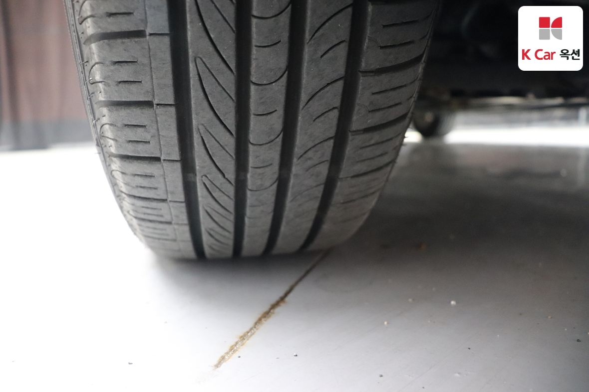 Hyundai Elantra 2015 - Image 29