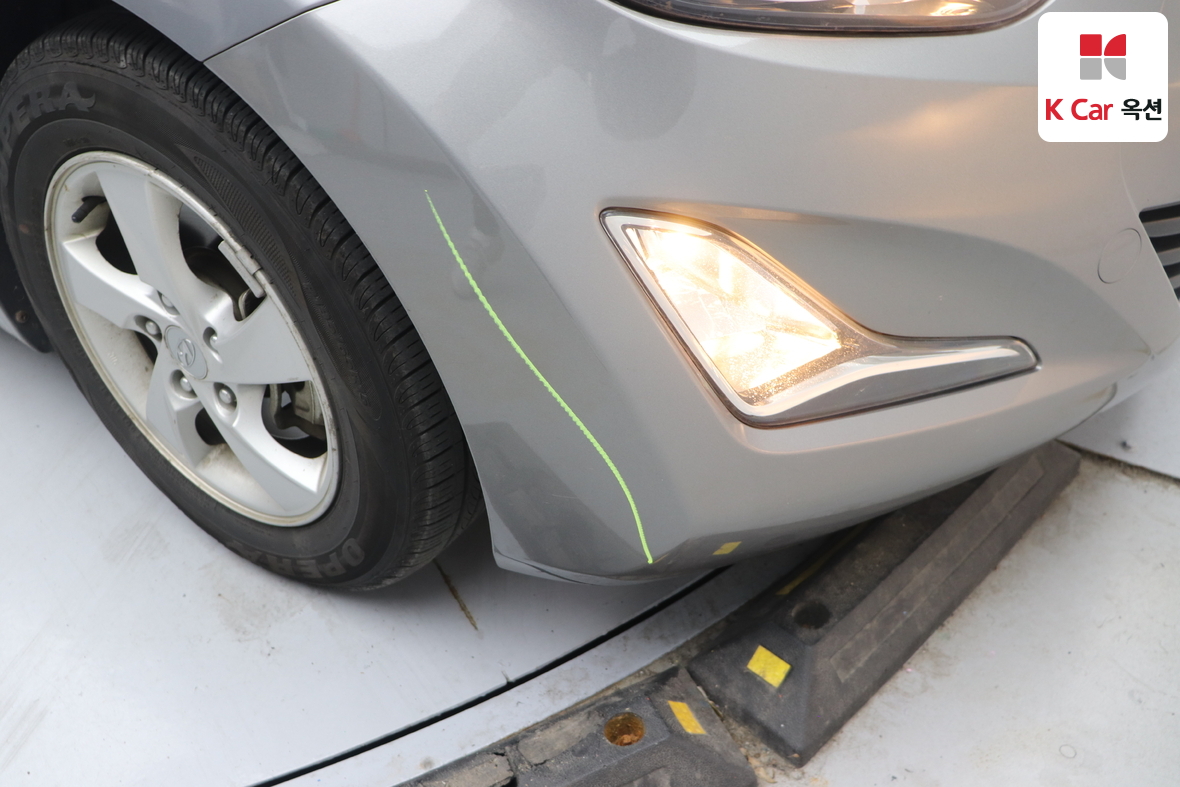 Hyundai Elantra 2015 - Image 42