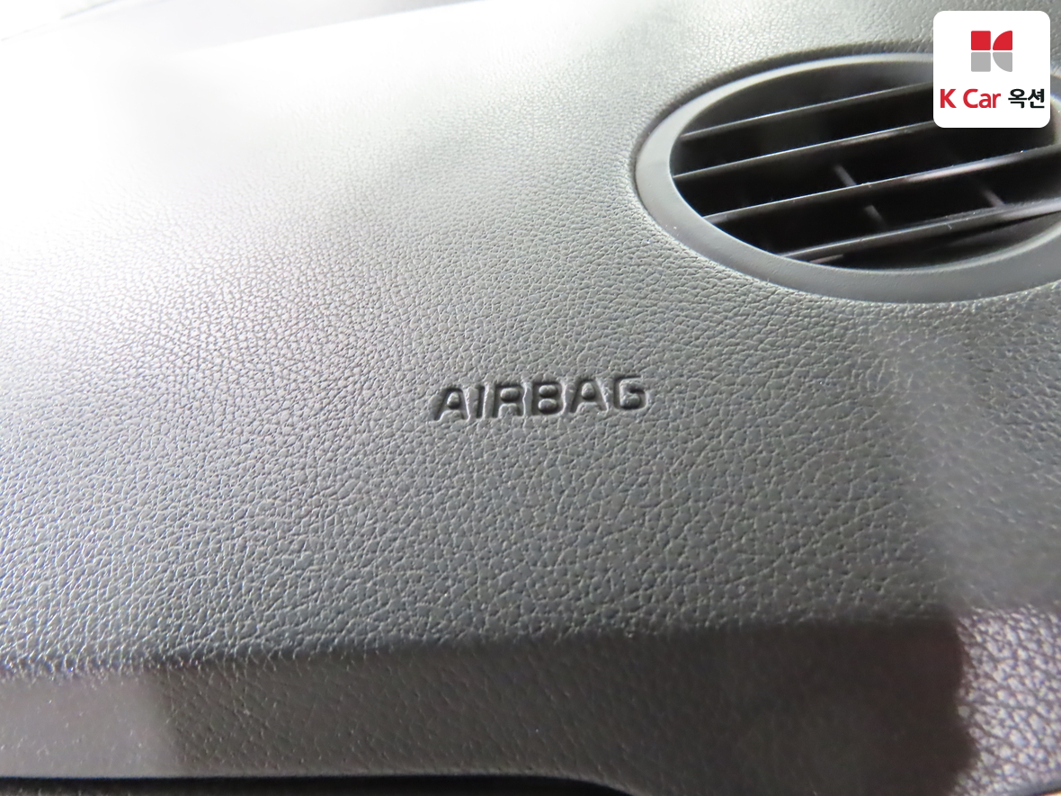 Kia New Carnival - 28