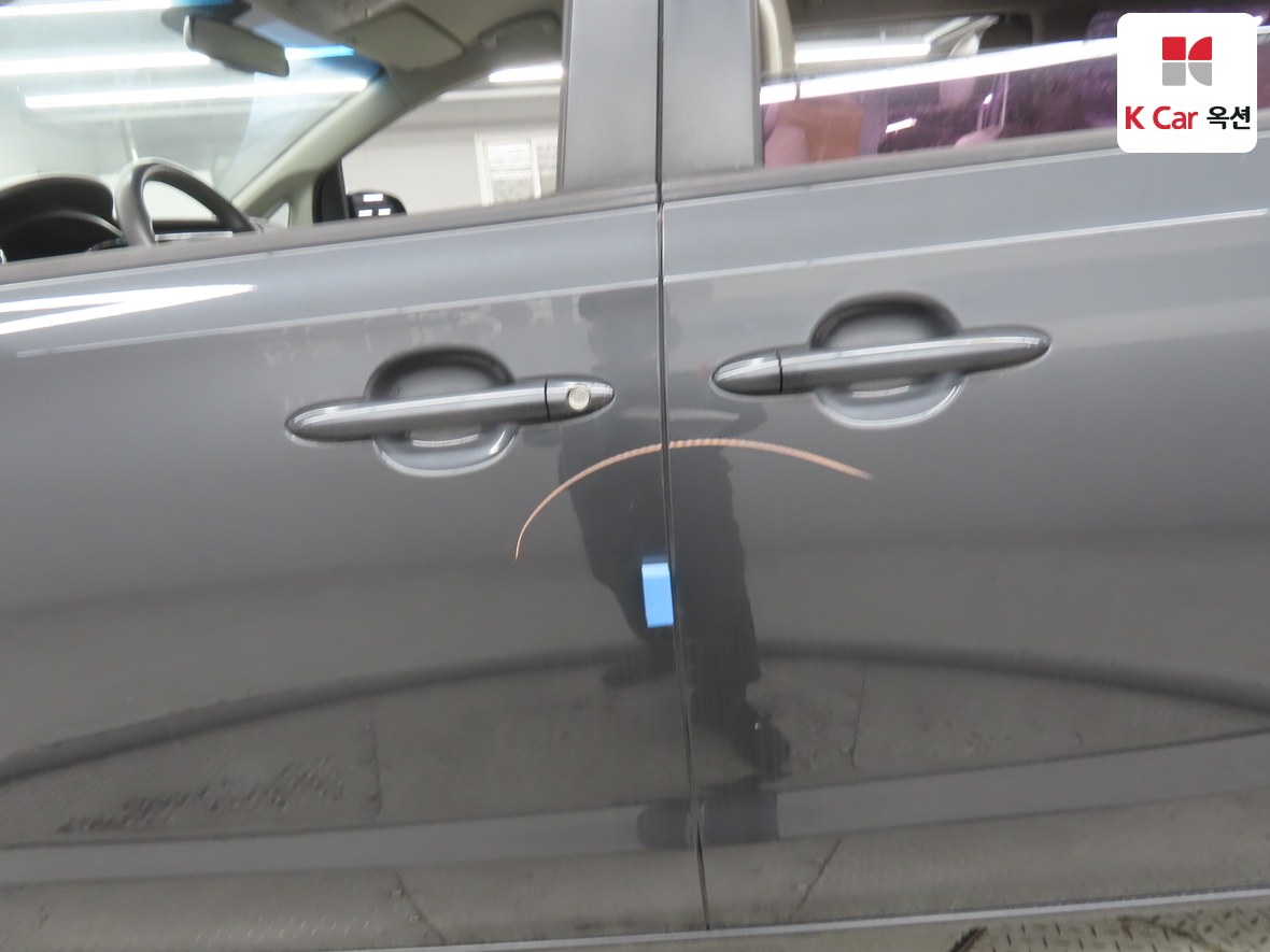 Kia New Carnival - 33