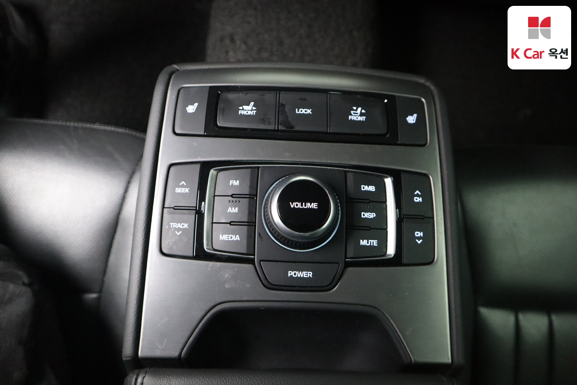 Hyundai Genesis 2016 - Image 23