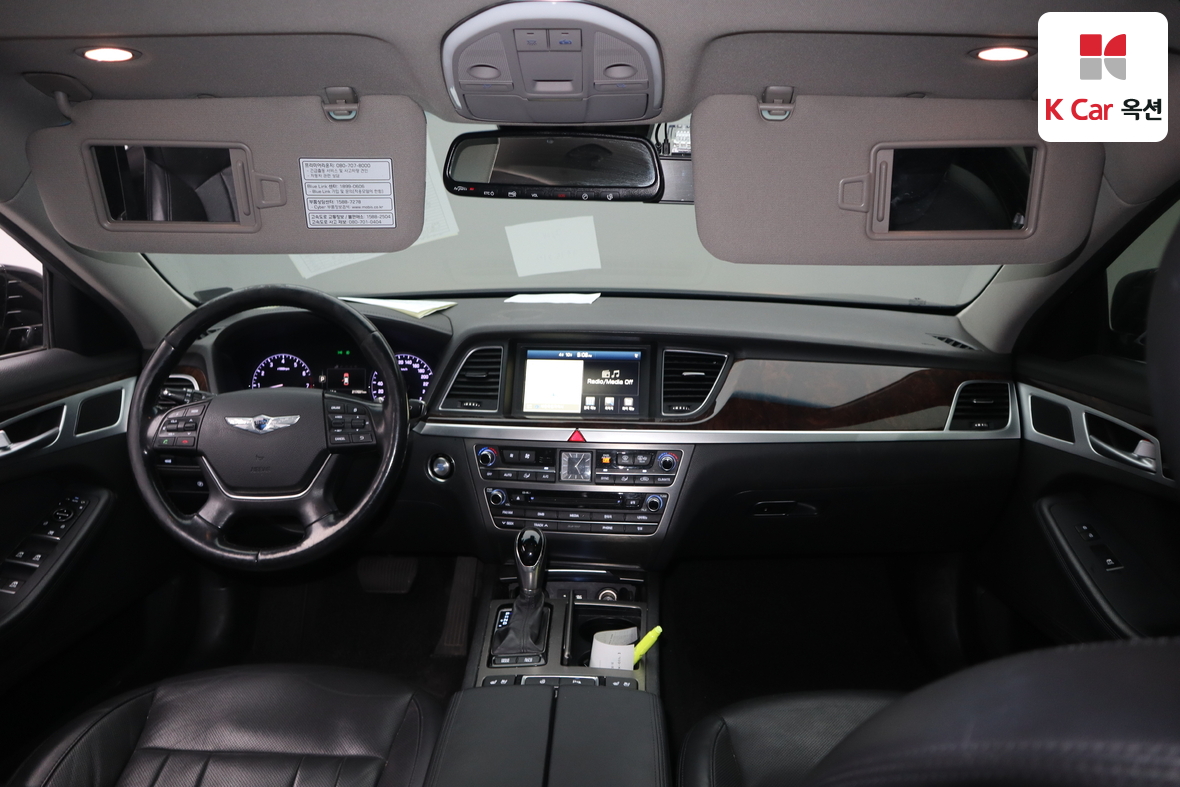 Hyundai Genesis 2016 - Image 3