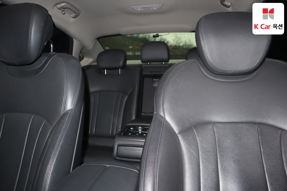 Hyundai Genesis 2016 - Image 18