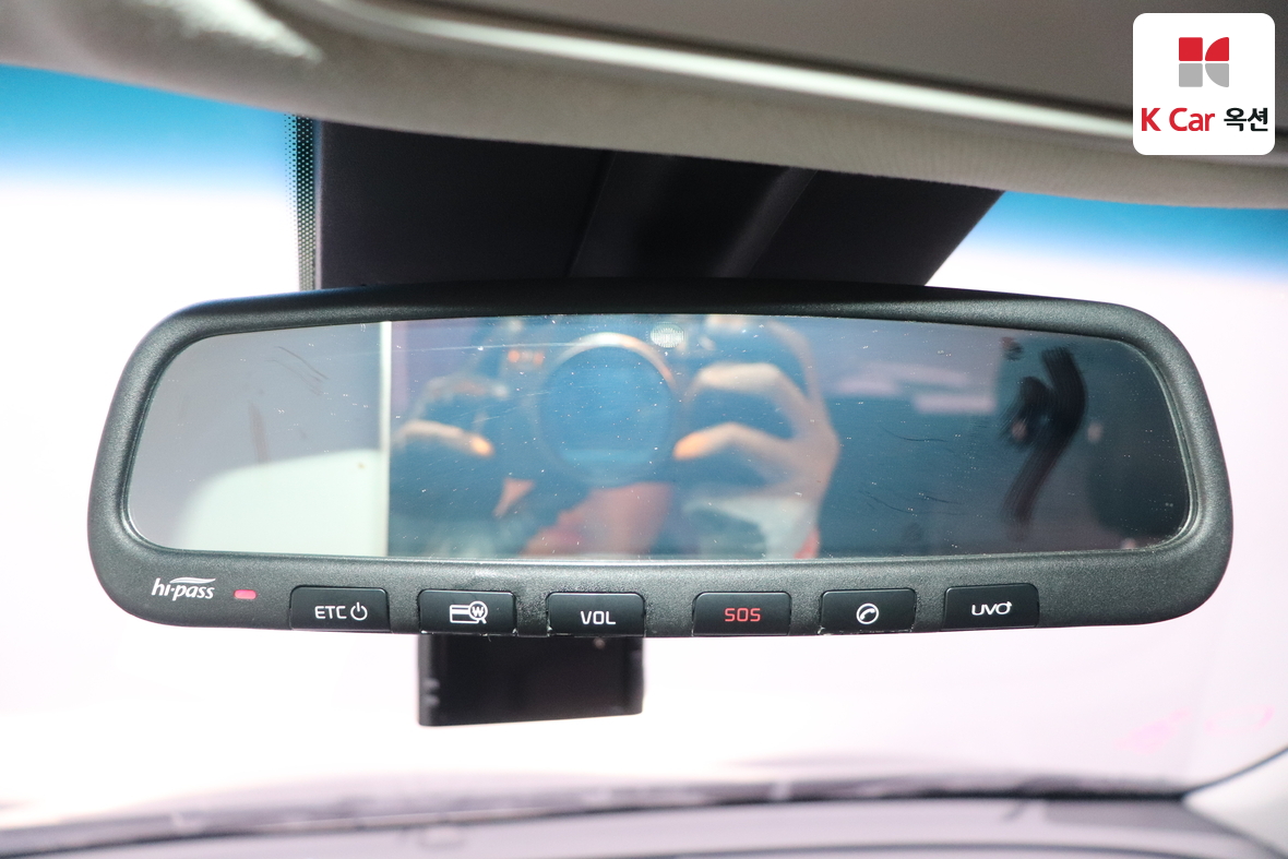 كيا نيرو 2017 - صورة 12