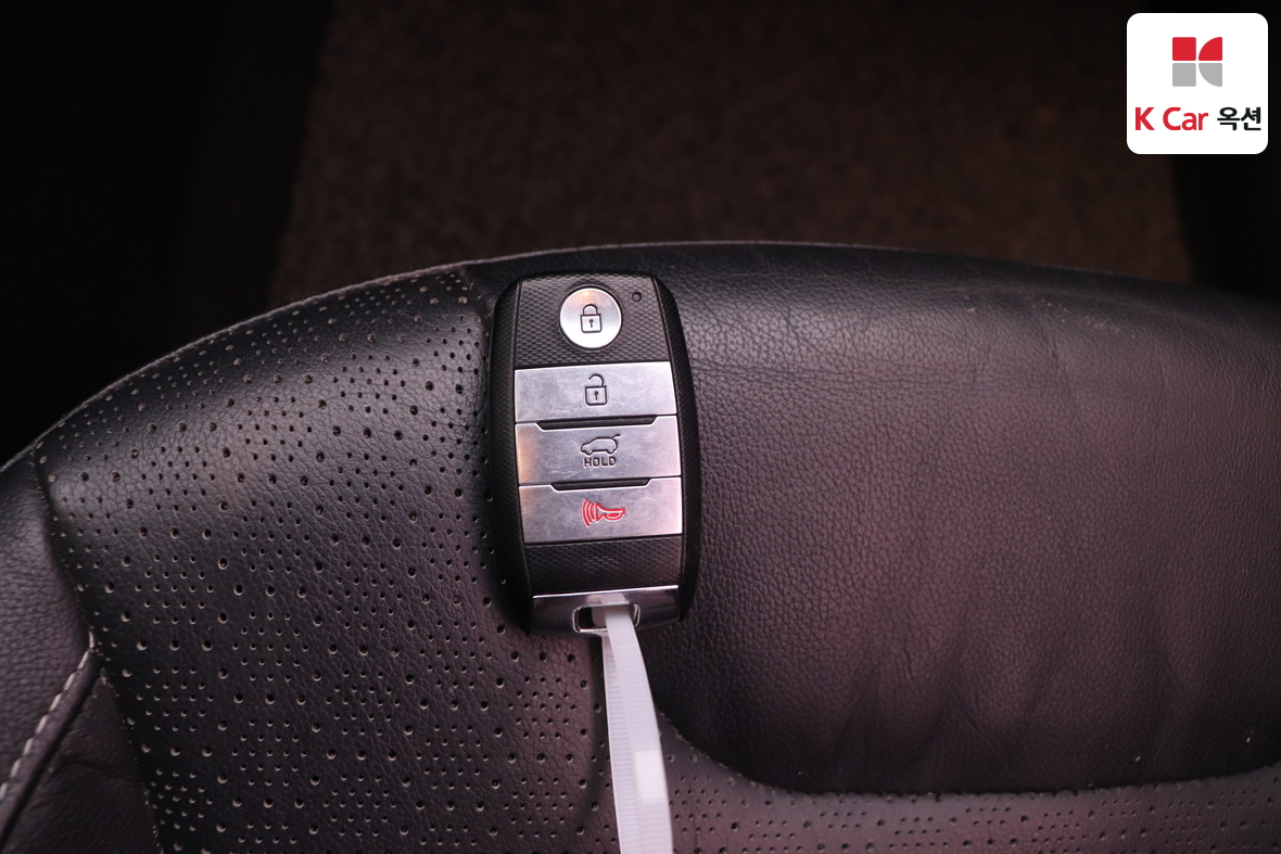 كيا نيرو 2017 - صورة 17