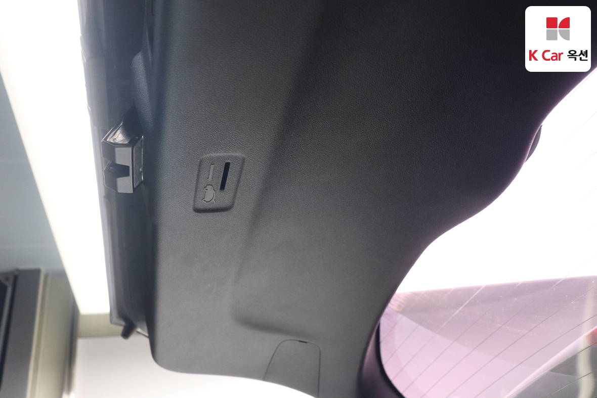 كيا نيرو 2017 - صورة 25