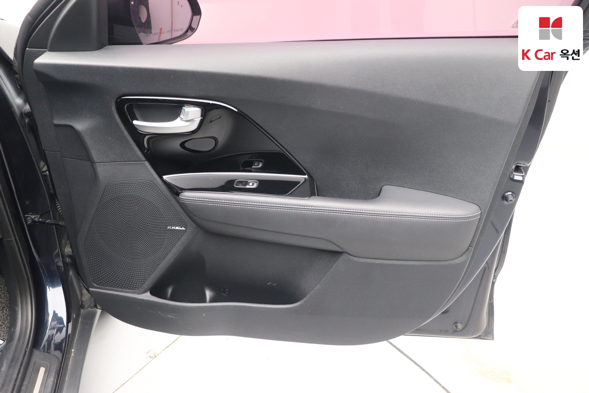 كيا نيرو 2017 - صورة 28