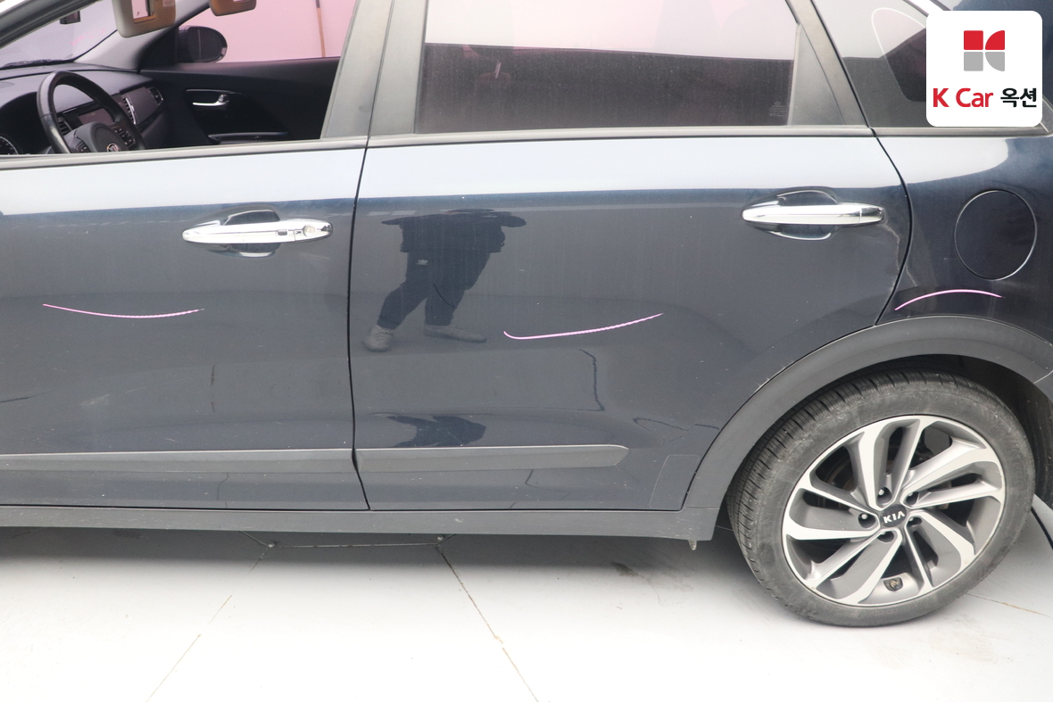 كيا نيرو 2017 - صورة 36