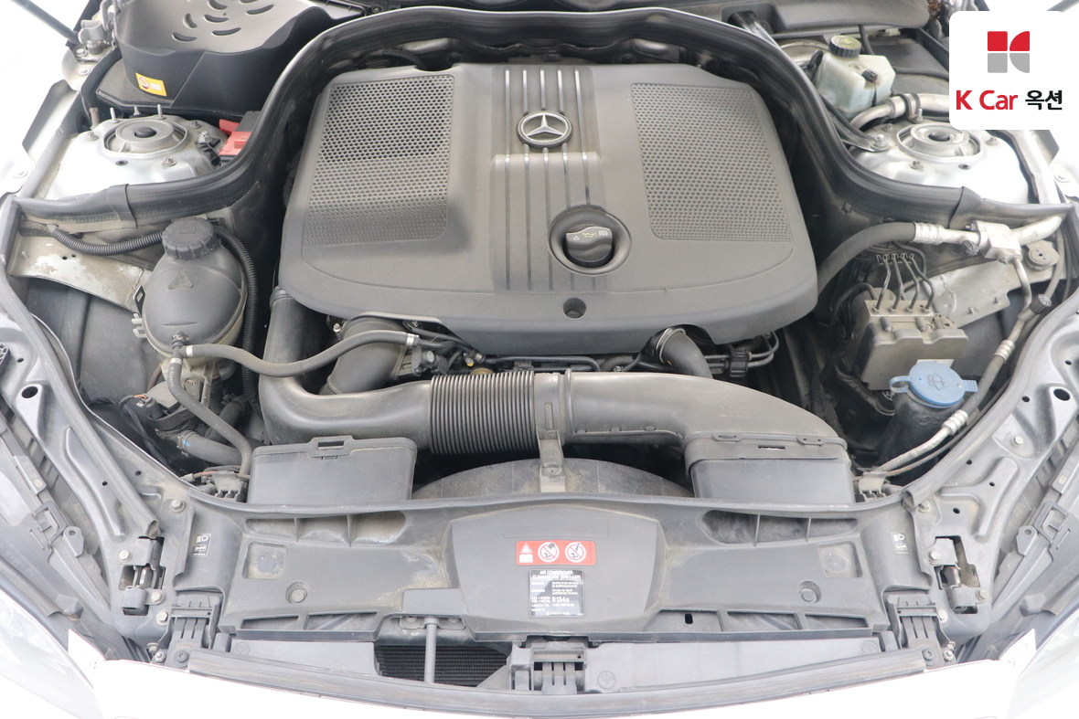 Mercedes-Benz E-Class - 35