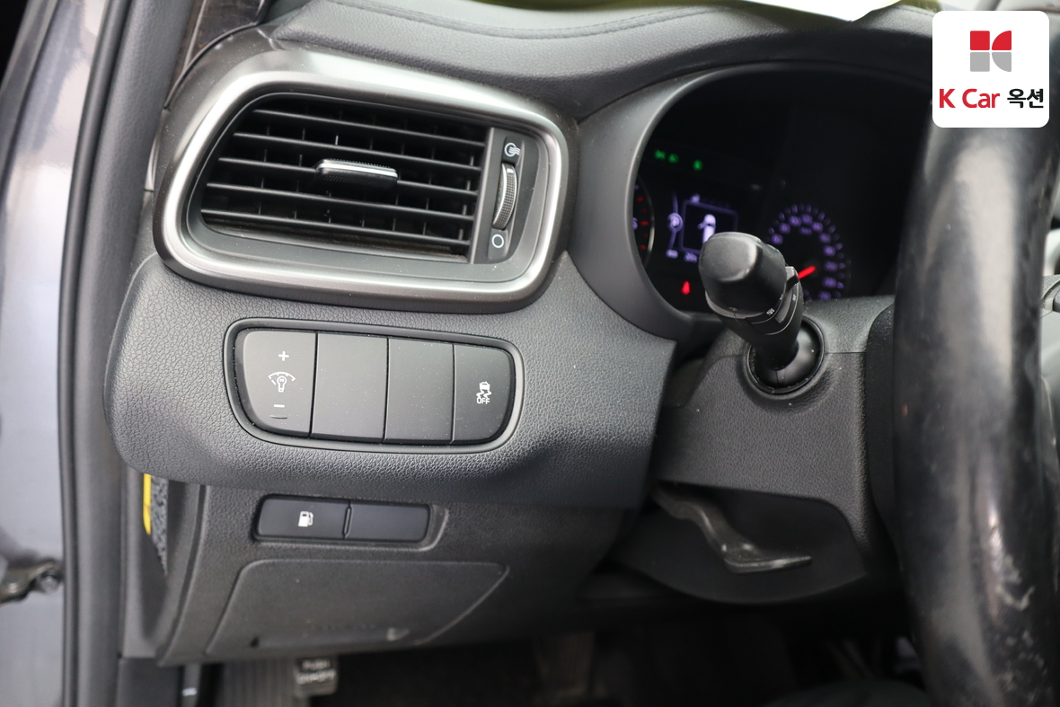 كيا سورينتو 2016 - صورة 9