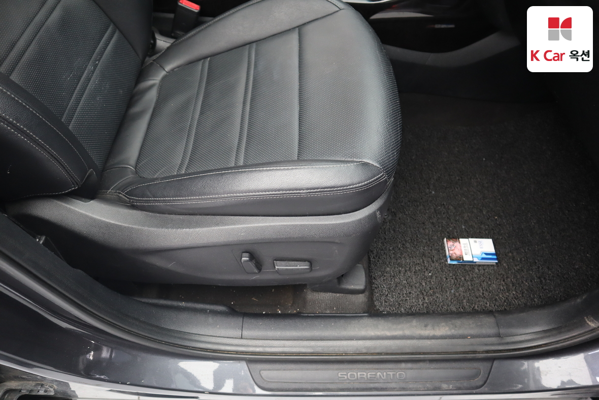 كيا سورينتو 2016 - صورة 33