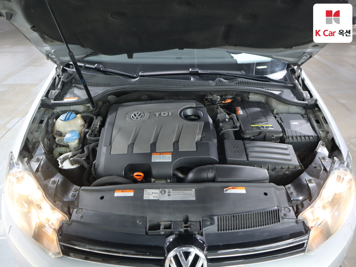 Volkswagen Golf - 33