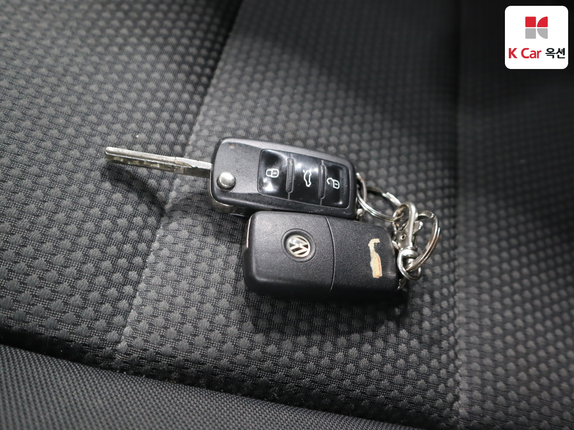 Volkswagen Golf - 17