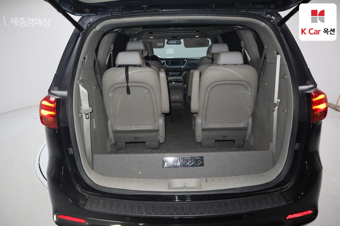 Kia New Carnival 2019 - Image 30