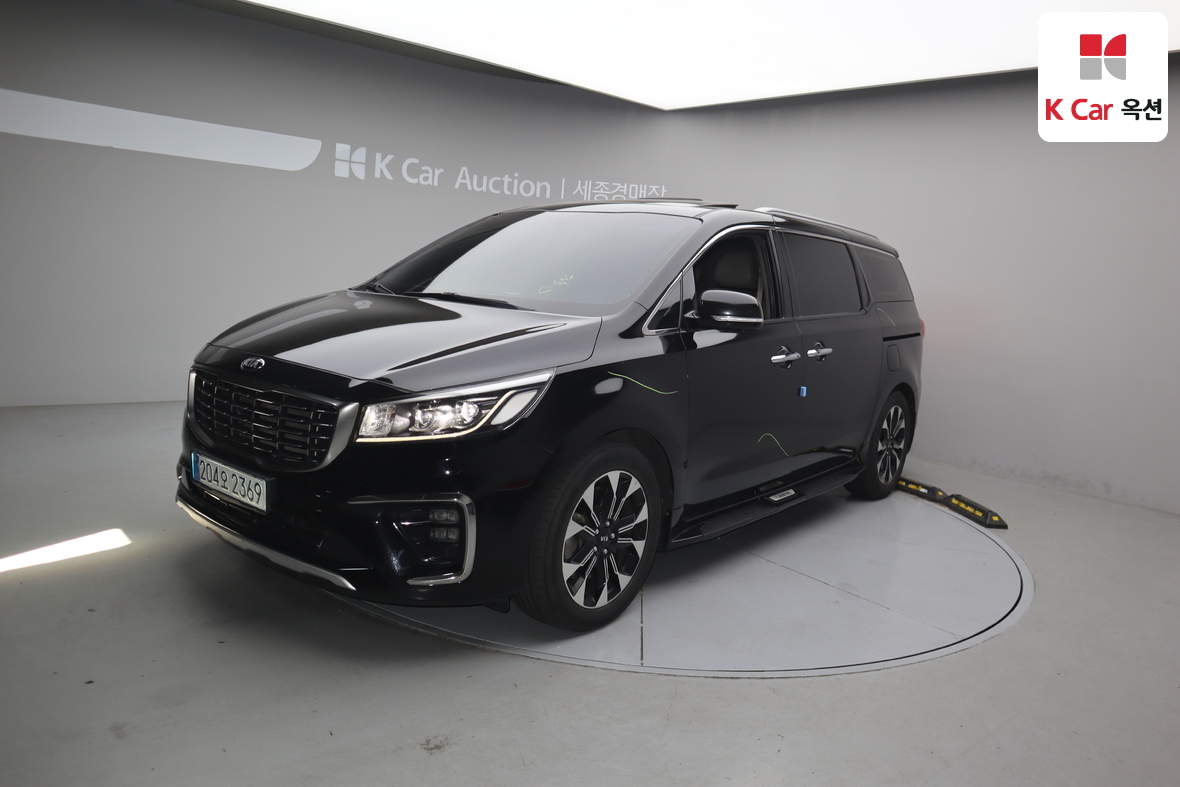 Kia New Carnival 2019 - Image 1