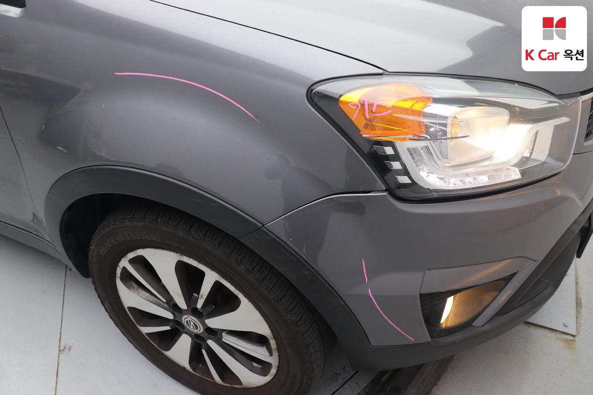 KG Mobility Korando 2014 - Image 44