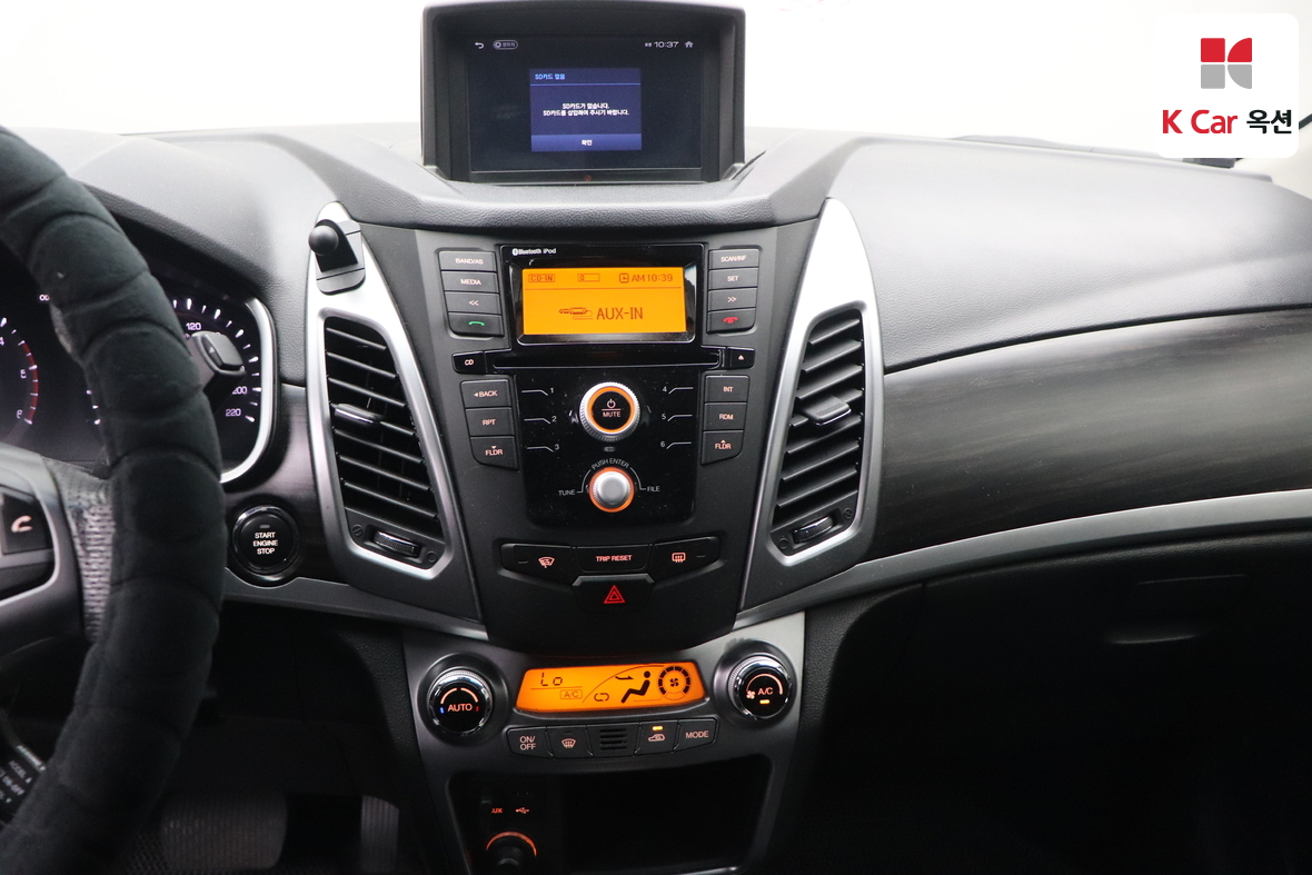 KG Mobility Korando 2014 - Image 6