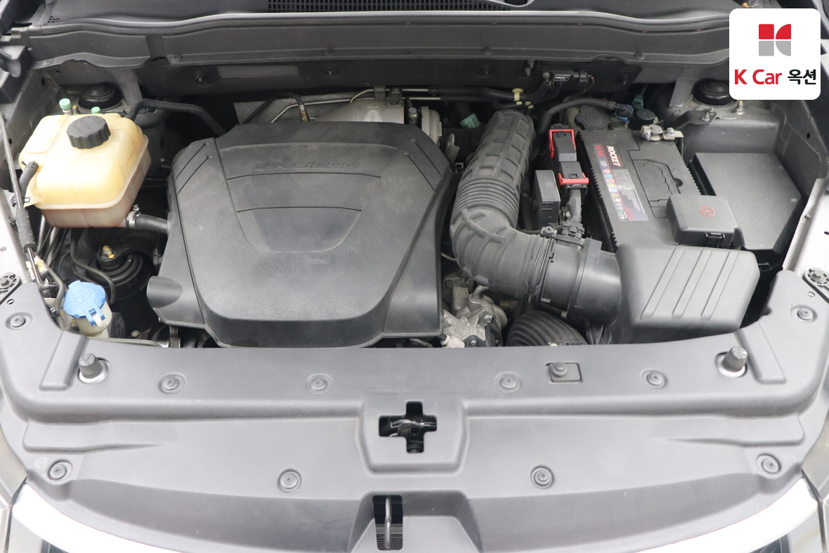 KG Mobility Korando 2014 - Image 33