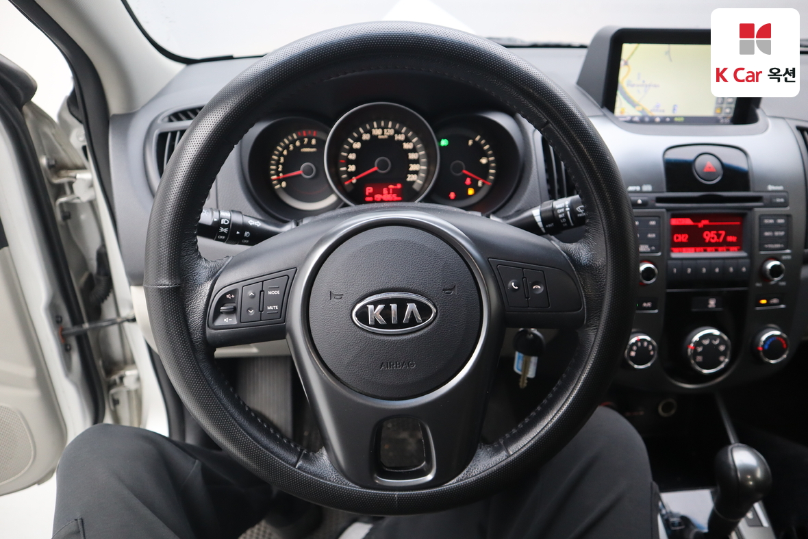 기아자동차 포르테 2010 - 이미지 10