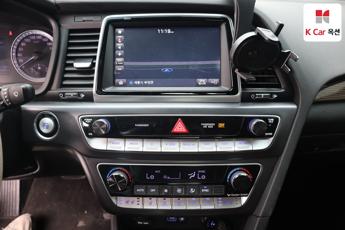 Hyundai Sonata - 6