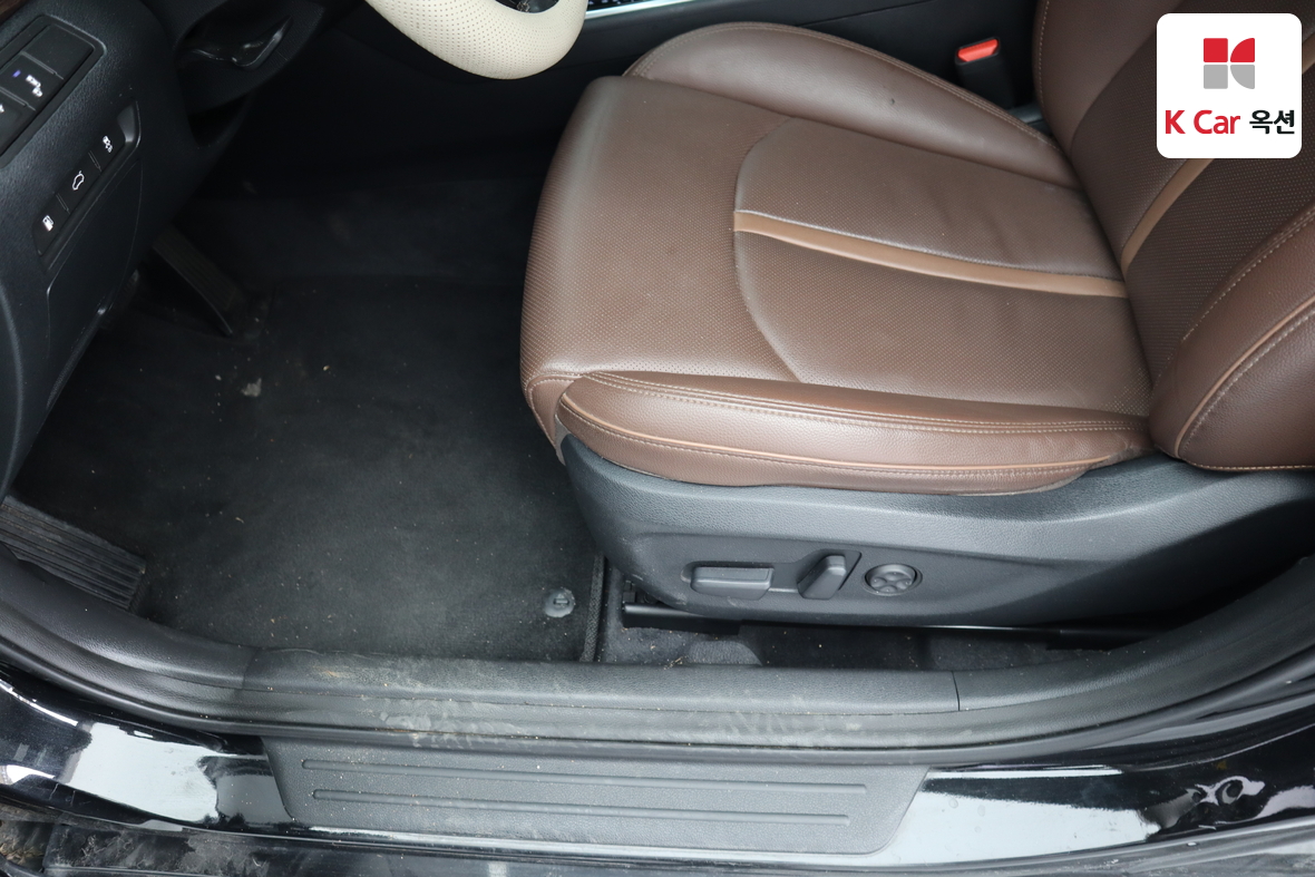 Hyundai Sonata - 19