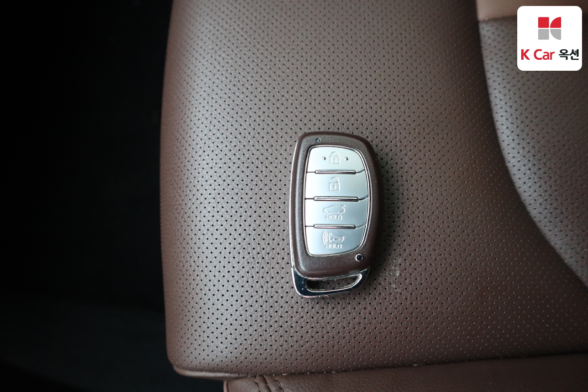 Hyundai Sonata - 17