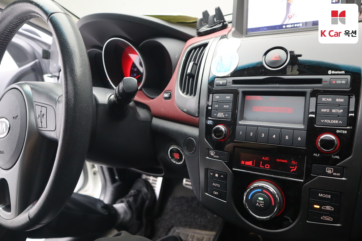 Kia Forte 2012 - Image 11