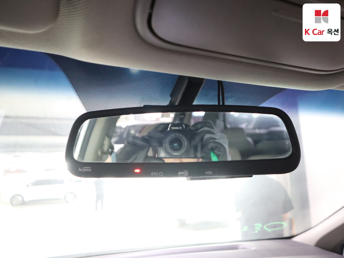 Kia New Carnival 2017 - Image 13