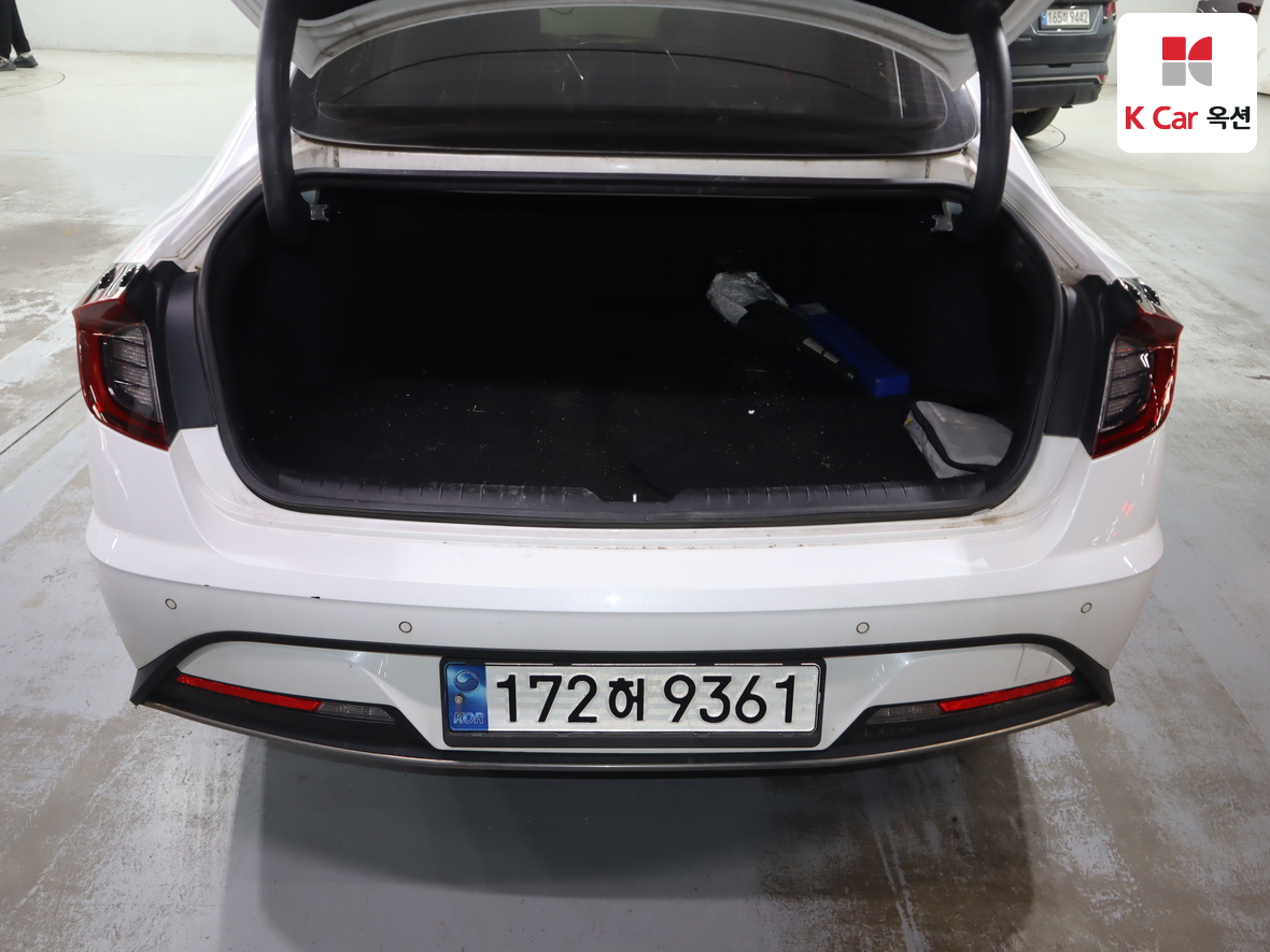 Hyundai Sonata 2023 - Image 24