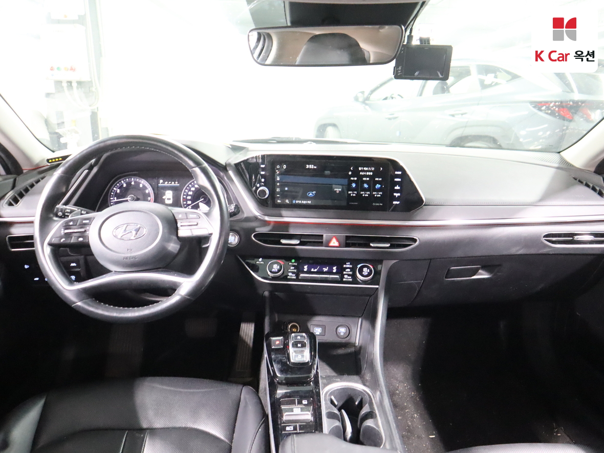 Hyundai Sonata 2023 - Image 3