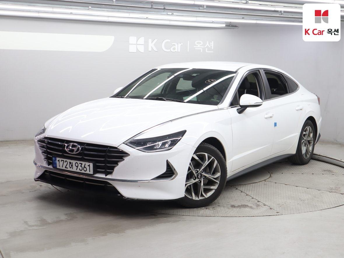 Hyundai Sonata 2023 - Image 1
